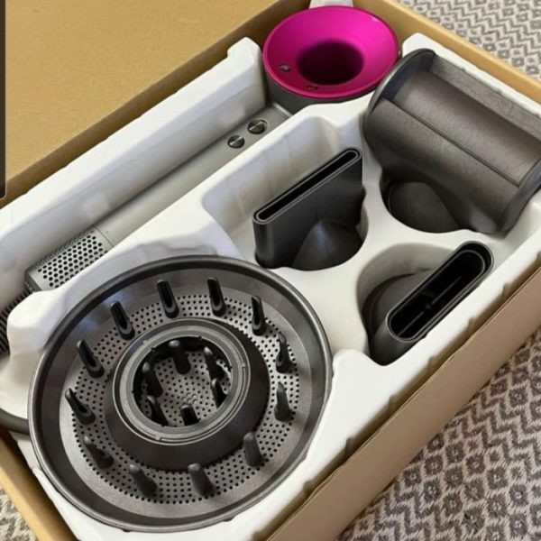 Secador de Pelo Ionico sin Aspas - Diseño Moderno con Accesorios Incluidos